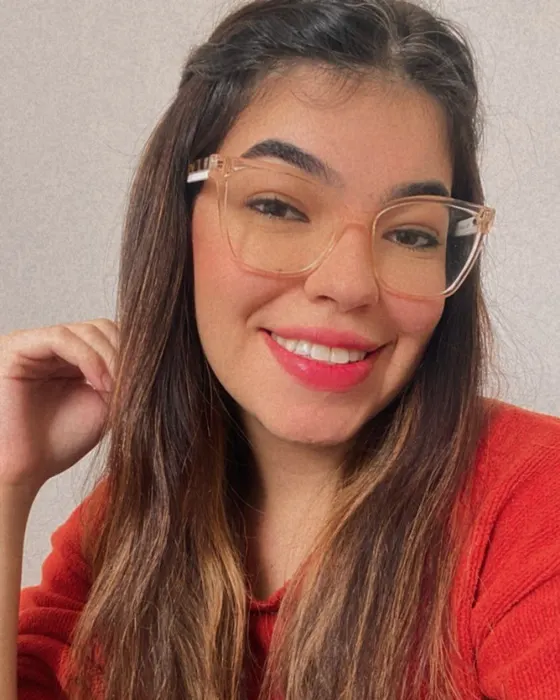 Retrato de Mariana Almeida Villela