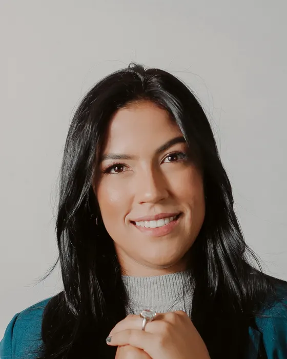Retrato de Carolina Santos de Menezes Dias
